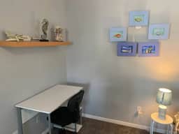 Studio in quiet neighborhood