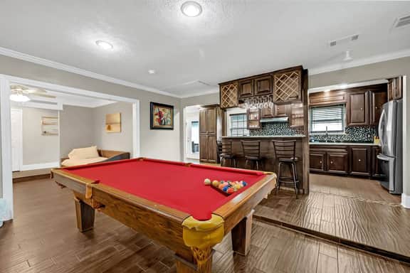 Spacious 5BR Houston Home|PrivatePool, BBQ, Family